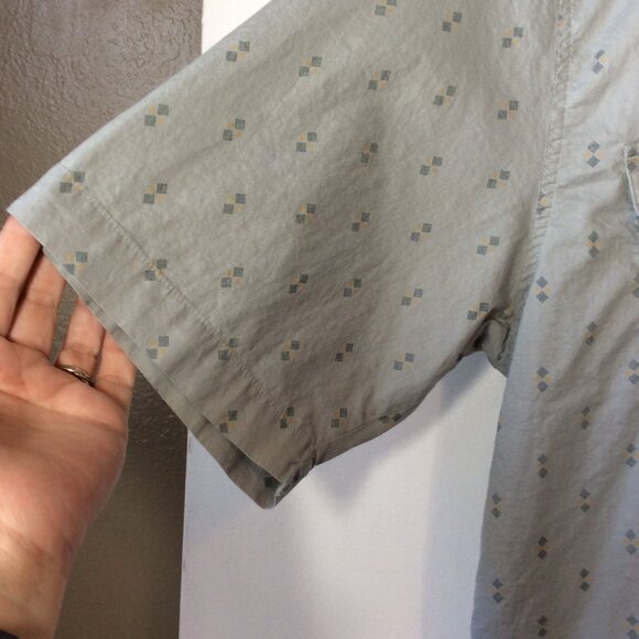 Columbia Sportswear Company  Convert Short Sleeve Button Shirt Size M - Picture 4 of 7